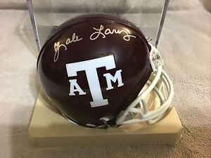 YALE LARY JR #28 Texas A&M Autographed TriStar Riddell Mini Helmet In Case