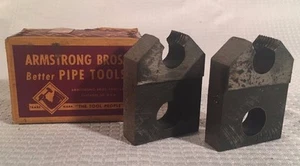 Vintage Pair Armstrong Bros. Pipe Die Threading Head 3/8 R-NPT 30 2A660 - Picture 1 of 6