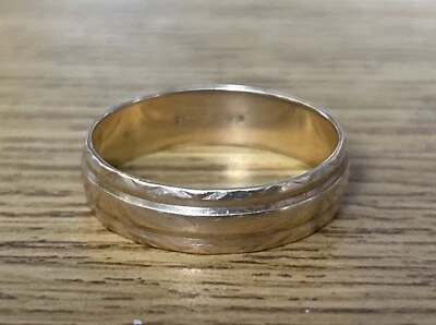 PMS 10K P Gold Men’s Size 11 Wedding Band Ridge Rope - Image 1 of 4