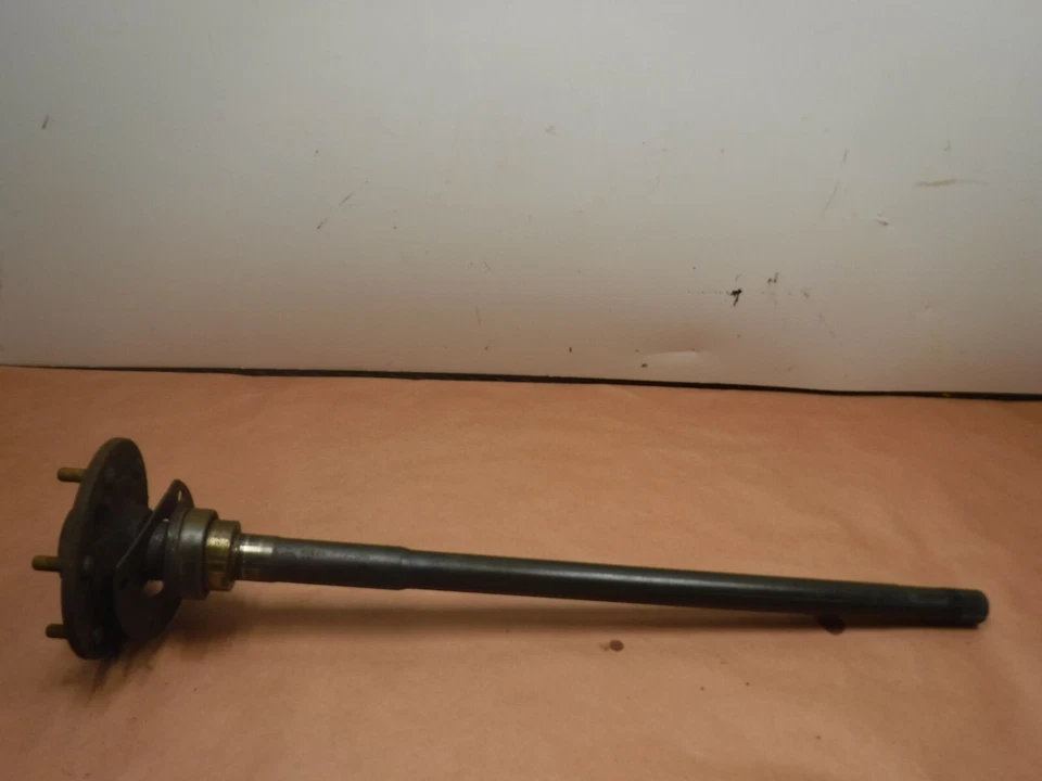 Eixo traseiro Jeep Wagoneer J10 80-86 AMC 20 30 5/8" estilo peça única  - Imagem 1 de 3