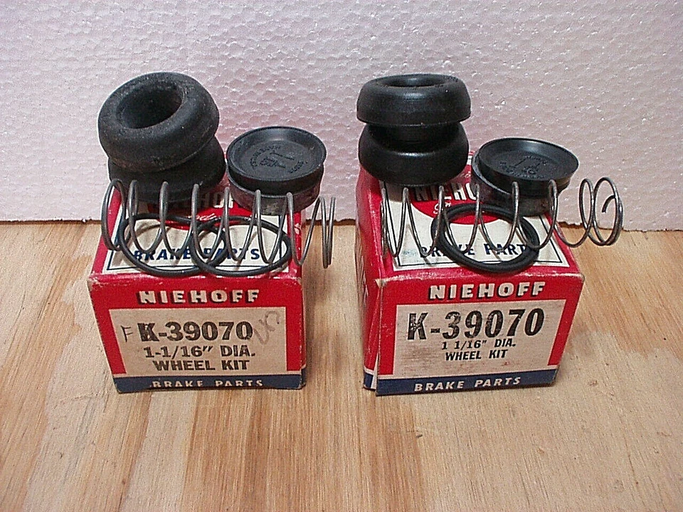 Ford Mustang Falcon Comet 1965 1966 1967 1968 1969 1970 kits de cilindros de rueda ¡Nuevo de Lote Antiguo! Foto 1 de 1