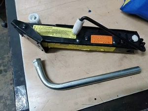 2012 thru 2017 AUDI A6 A7 JACK & LUG WRENCH TOOLS - Picture 1 of 2