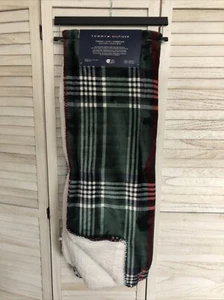 New Tommy Hilfiger Plush Luxury Dog Sherpa Blanket Navy Red Green Plaid - Picture 1 of 4