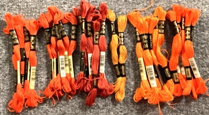 DMC Embroidery Floss Lot of 34 Mixed Orange 27 Yd Skein 947 740 920 720 608 783 - Picture 1 of 7