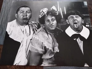 Classic 3 Stooges Picture - Picture 1 of 3