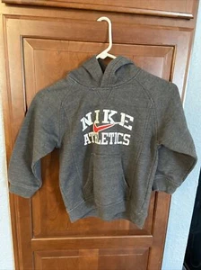 Nike Kids Dark Gray/white/red Swoosh Hoodie Size 6 Clean. Neat. - Picture 1 of 3