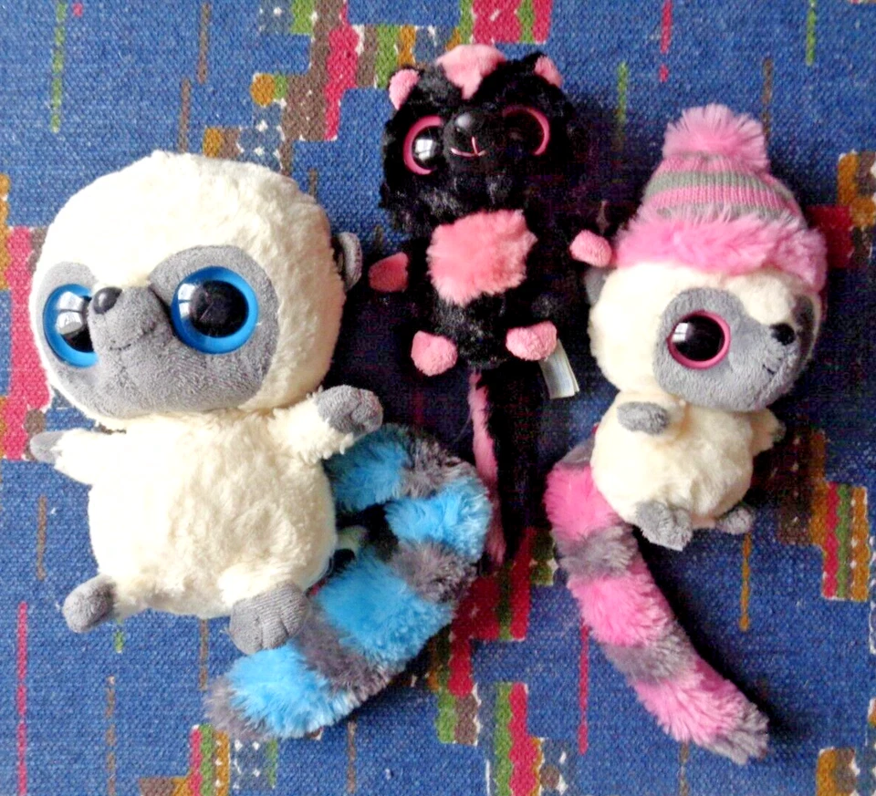 JB2 / 3 PELUCHE YOOHOO & FRIENDS BLANC BLEU NOIR ROSE GROS YEUX  EXC ETAT - Photo 1/2