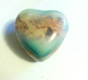 Caja de baratijas con diseño de querubín de retazos en forma de corazón - Imagen 1 de 7