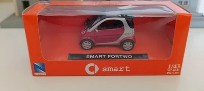 Smart Fortwo Rouge NewRay 1/43 - Photo 1/4