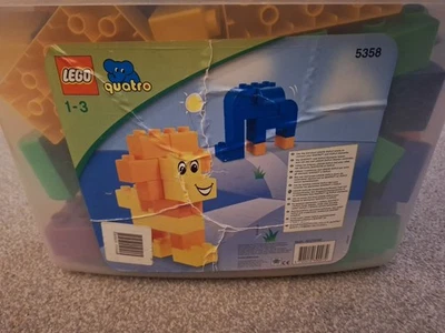 LEGO Quattro 5358 Original Storage Box Bricks with original building lid  - Image 1 of 4
