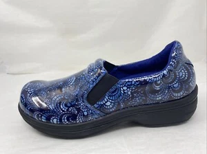 Easy Works Women’s Health Care Clogs, Blue Mosaic, 8 Medium US - Picture 1 of 10