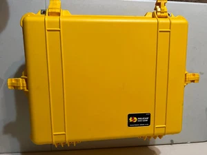 Pelican 1600 Case with Foam (Yellow) - Picture 1 of 5