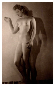 PRETTY GIRL STANDING TOP LESS HALF NUDE REAL PHOTO POSTCARD (H-43-2) - Picture 1 of 2