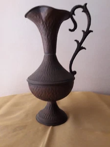 Antico vaso in rame cesellato - Foto 1 di 6