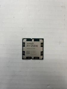 100-000001015 - D3 AMD Ryzen 5 7600 3.8GHz 6-Core Desktop Processor Socket AM5 / - Photo 1/2