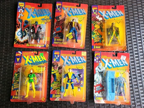 ToyBiz Marvel X-Men 7th Edition Wolverine Figure Street Clothes 1994 Vintage MOC Cover