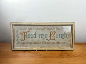 MARCO DE YESO TELA BORDADA VINTAGE VICTORIANA PUNTO DE CRUZ CUIDA MIS CORDEROS - Imagen 1 de 10