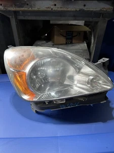 2002-2004 Honda CRV CR-V Headlight Head Lamp Passenger RH Side OEM USED - Picture 1 of 13