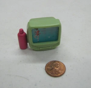 FISHER PRICE Loving Family Dollhouse GREEN TV Television HOLOGRAM ICE SKATER - Picture 1 of 3