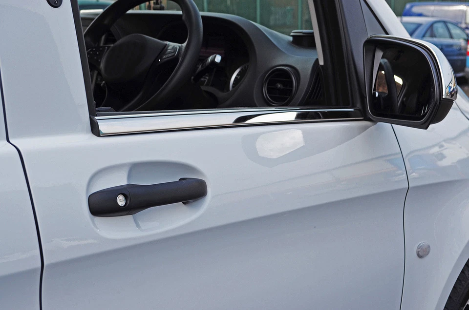 Cubiertas de moldura de umbral de ventana de puerta lateral cromadas para Mercedes-Benz Clase V (2015+) - Imagen 1 de 3