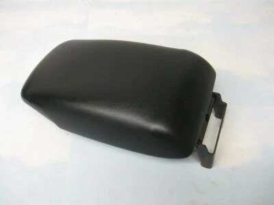 REPOSABRAZOS TAPA CONSOLA CENTRAL NISSAN SENTRA "NEGRO" 2013-2018 OEM LIMPIO Foto 1 de 3