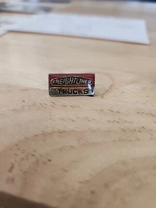 Vintage Freightliner Trucks Logo Souvenir Pin - Picture 1 of 3
