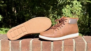 Para hombres G. H. Bass & Co. Zapatillas altas Usadas en Excelente Condición Zapatos Sintéticos Superior Marrón 10 Informales - Imagen 1 de 10