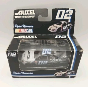 Nascar Alltel Racing Diecast #02 Ryan Newman 2001. Scatola danneggiata nuova - Foto 1 di 3