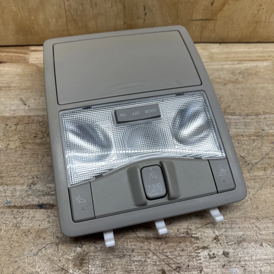 2011 Toyota Avalon Overhead Console Dome Map Light Lamp OEM Sunroof Light Gray - Image 1 of 4
