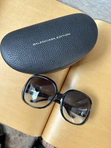 Balenciaga Sunglasses Black Logo Limited Edition Luxury designer item celebrity - Picture 1 of 7