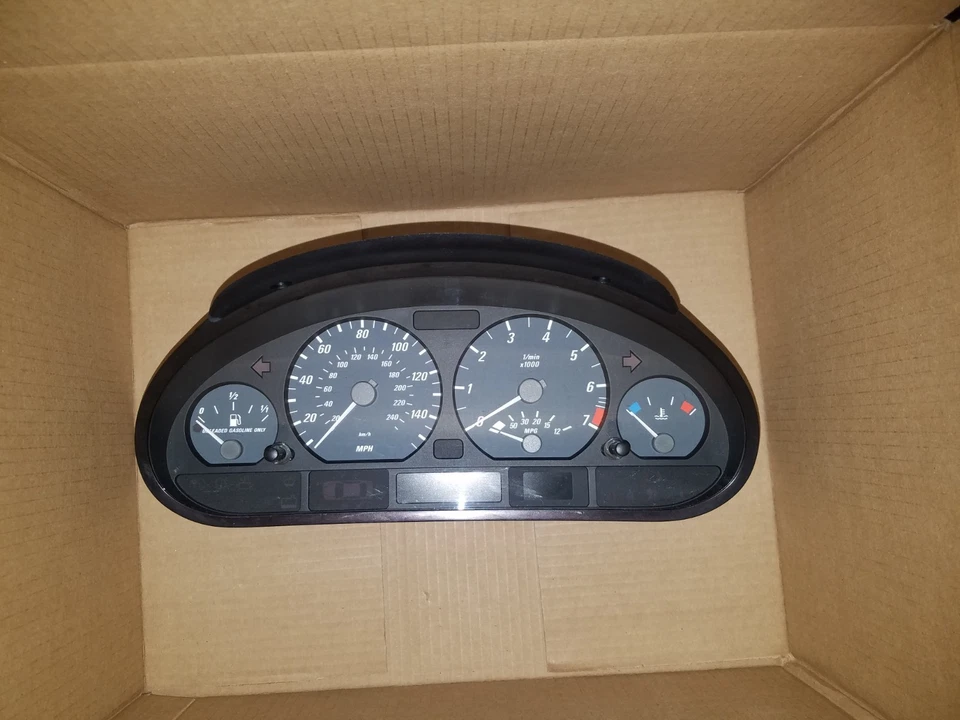 BMW 325Ci E46 330Ci 2001 a 2006 velocímetro odómetro cuadro de instrumentos 173 k Foto 1 de 4