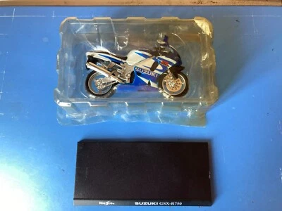 Bi-Weekly Moto Collection n.25 Supplemento, 1/18 Maisto SUZUKI GSX-R750 - Immagine 1 di 4