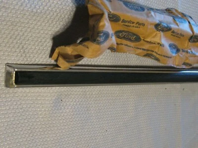 Nuevo de Lote Antiguo 1970 Mercury Monterey, Brougham Moldura Puerta Derecha  Foto 1 de 4