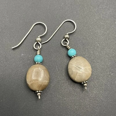 Pendientes colgantes de piedras preciosas turquesa y marrón gancho de plata de ley de 1 5/8" Foto 1 de 4