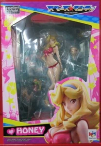 MegaHouse Model Space Dandy Honey 1/8 PVC Figure Doll Used Excellent Japan - Picture 1 of 5
