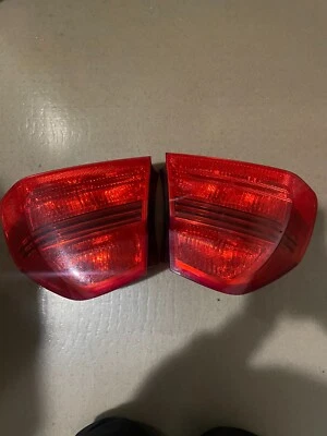 BMW E90 LCI 2009-2011 ¡¡Solo luces traseras de maletero OEM!! 328i 335i 320i Foto 1 de 4