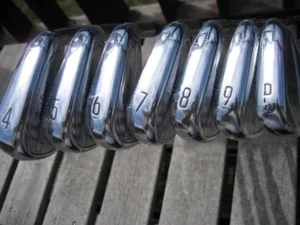 Titleist T200 2023 Iron set 4-pw / NS950NEO R - Picture 1 of 9