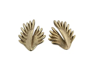 Trifari Vintage Brushed Gold Tone Fanned Leaves Clip On Earrings - Picture 1 of 6