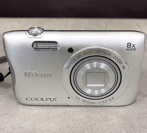 Nikon COOLPIX S3700 Silver 20.1MP 8x Zoom Compact Digital Camera Frim Japan - Picture 1 of 9