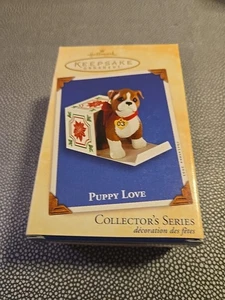 2003 Hallmark Keepsake Boxer Puppy Love Ornamento - Imagen 1 de 4