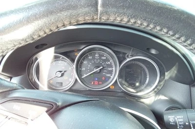 CX-5 2015 OE velocímetro calibre clúster 68 k millas Mazda Foto 1 de 4