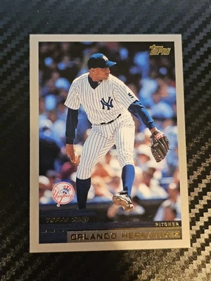 2000 Topps - Orlando Hernandez #285 New York Yankees  - Image 1 of 2