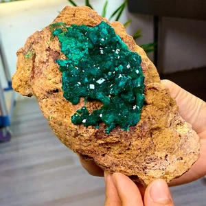 1,77 libbre dioptasi verde naturale pietra preziosa smerandina grappolo esemplare minerale - Foto 1 di 24