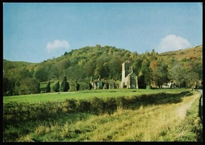 Little Malvern Priory Church And Malvern Court Worcestershire Postcard - Picture 1 of 2