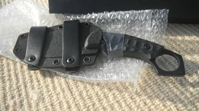 **Cuchillos Fox - Cuchillo de hoja fija Thumper negro diseño ROC (super grueso) caja abierta Foto 1 de 4