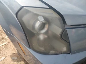 2003-2007 CADILLAC CTS Headlamp Assembly Right Some Fading Xenon HID - Picture 1 of 1