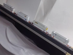 Athearn HO Lot of 4 BNSF 48' Intermodal Well Cars & Containers stacked 2 high - Picture 1 of 14