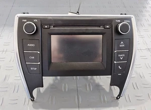 2015 Toyota Camry Radio Receiver AM-FM-CD Display Screen P100366 OEM - Bild 1 von 2