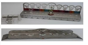 Menorah Hanukkah Colorida Tira Flores Palomas Dije Diseño Clásico 9 Velas - Imagen 1 de 3
