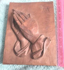 Vtg Oberammergau Hand Carved Wood PRAYING HANDS Wall ART German Plaque - Picture 1 of 3